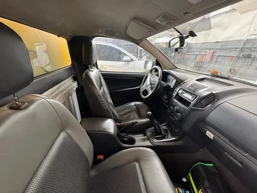 Chevrolet Luv Dimax 2015 4x2 Disel Furgón Dmax