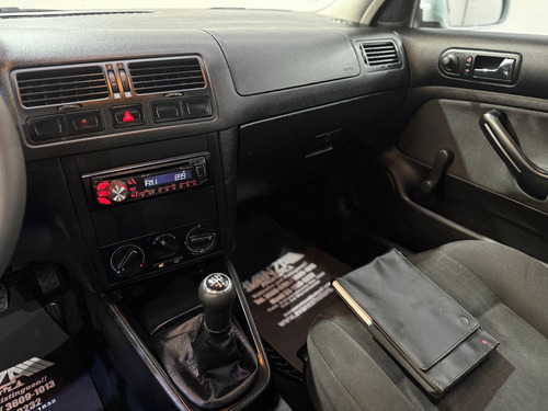 Volkswagen Jetta Clásico 2.0 Cl Team Mt