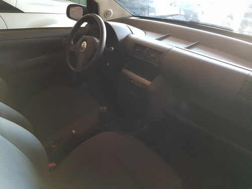 Volkswagen Fox 1.0 Mi Trend 8v Flex 4p Manual
