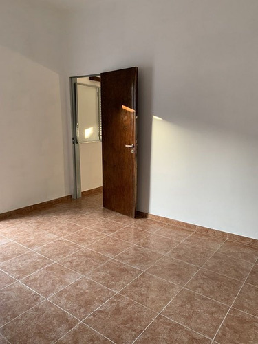 Imagen 16 de 25 de Venta Casa Sobre Terreno 10 X 28 Mts 4 Amb Mas Dependencias