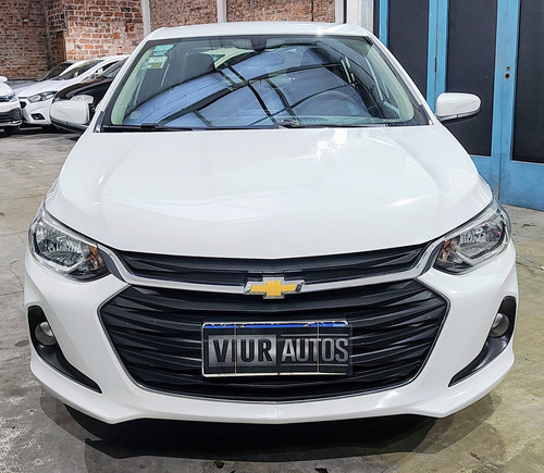 Chevrolet Onix Ónix plus LT techo Onstar