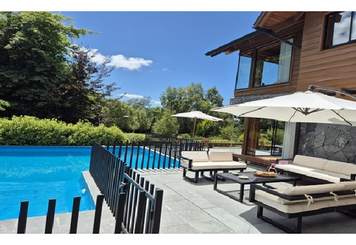 Se Vende Exclusiva Casa Puntilla De Villarrica. 1.600terreno