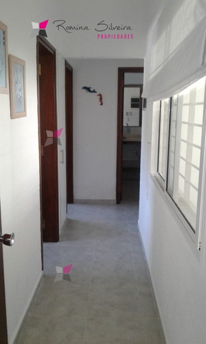 Venta Cómoda Casa En Barrio Jardines De Córdoba - Ref: 8291
