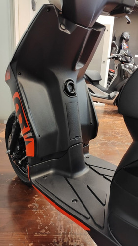 Scooter Aprilia Sr 160 Negro