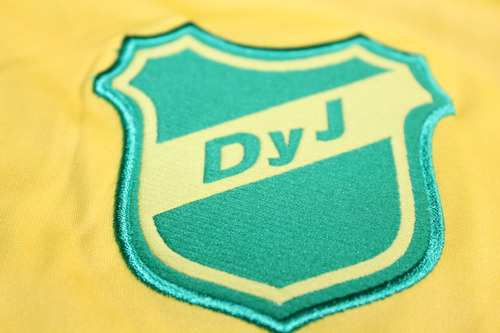 Camiseta Defensa Y Justicia 2010/11 Lotto Titular Utilería 6 (Usado)