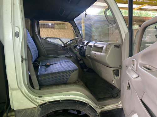 Imagen 4 de 4 de Toyota Dyna Año 2.005