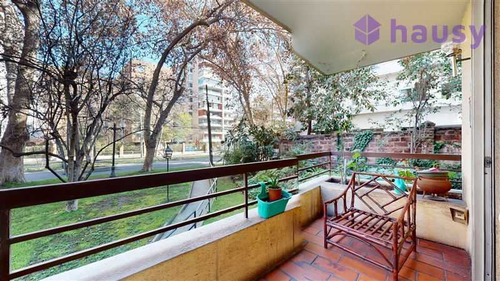 Tour Virtual // Av. El Bosque Sur (71809)