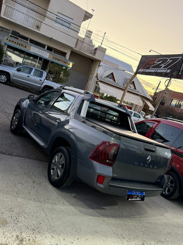 Renault Duster Oroch 2.0 Outsider Plus