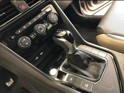 Imagen 5 de 25 de Volkswagen Taos 1.4 250tsi Hero Automatica At 2022 0km Vw 05