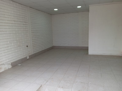 ¡arrienda Tu Local En Melipilla Por $450,000!