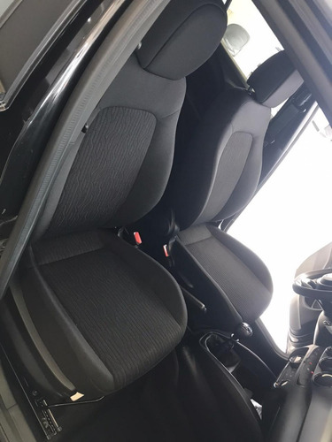 Imagen 7 de 15 de Fiat Cronos Drive Pack Desing Ep