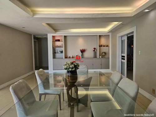 Linda Casa E Confortável Com Vista Panorâmica Em Manaus Em Condominio Fechado Em Adrianopólis, Bairro Nobre Da Cidade.