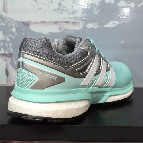adidas Response Boost Verde Mujer M29772 Look Trendy Cuotas sin