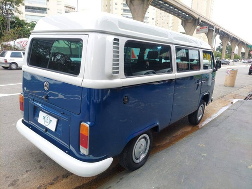 Imagem 9 de 10 de (04) Volkswagen Kombi 1.6 Gasolina 2002 Zerada