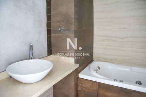 Departamento En Venta A Estrenar En Excelente Ubicación.