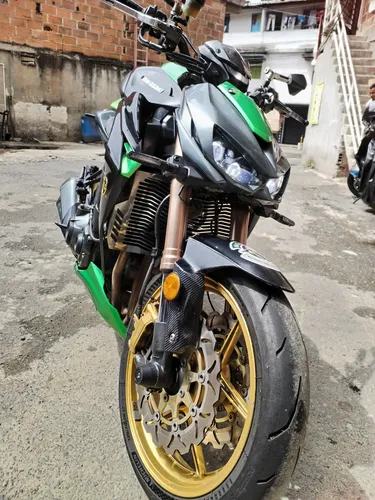 Kawasaki Z1000, Como Nueva, Varios Extras...