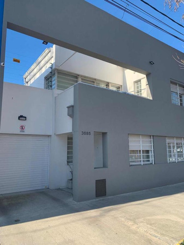 Casa En Venta - 3 Dormitorios 2 Baños 2 Cocheras - 180mts2 - Mar Del Plata