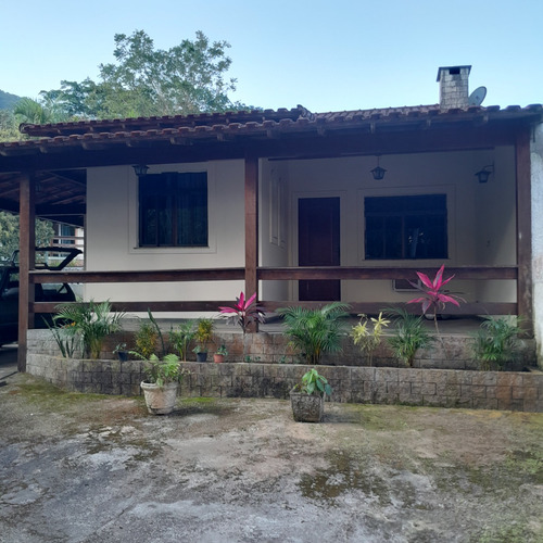 Casa Em Condomínio Fechado Com Estrutura De Lazer Em Iconha, Guapimirim, Rj