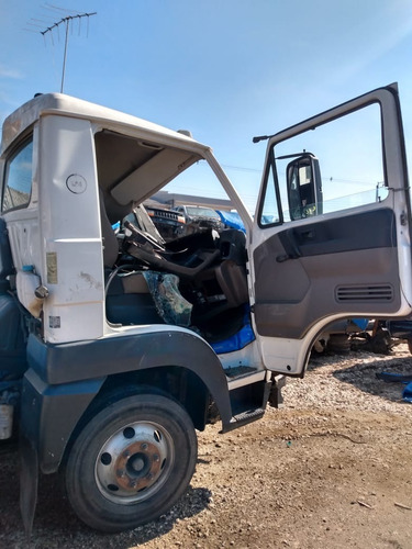 Imagem 4 de 7 de Sucata Caminhão Volkswagen 8-160 Ano 2015