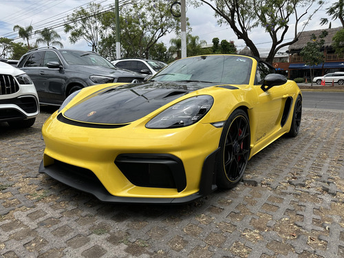 Porsche 718 GT4 Spyder RS