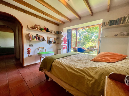 Parcela De 2,1 Has Con Casa Patronal En Los Guindos