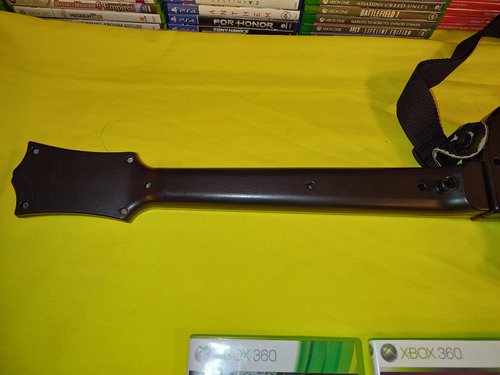 Guitarra Para Xbox 360 Y 1 Juego De Guitarhero A Escoger (Usado)