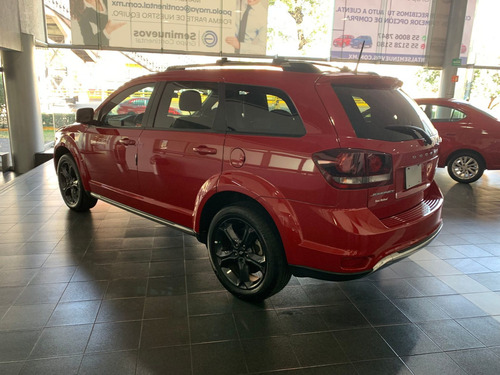Imagen 3 de 13 de Dodge Journey 2018 2.4 Sport Piel 7 Pasajeros At
