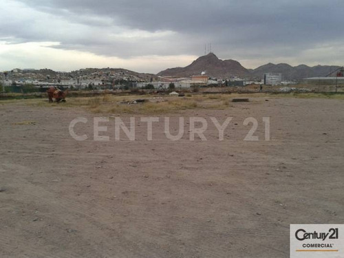 Terreno En Venta En Col. Marmol, Chihuahua, Chih-