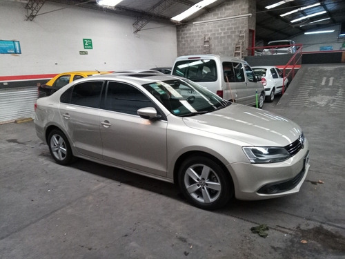 Volkswagen Vento 2.5 Luxury 170cv 2014