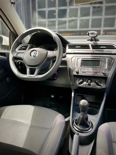 Volkswagen Voyage 1.6 Trenline 101cv