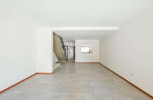 Casa En Venta 3 Dormitorios Condos Ugarteche Aldea Fisherton