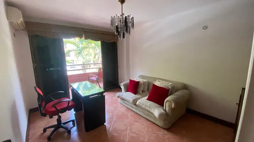 Casa Unifamiliar, De Dos Pisos, Muy Segura, Amplia Ymuy Bien Ubicada