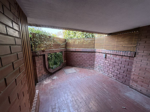Departamento En Venta De 2 Dorm. En Las Condes