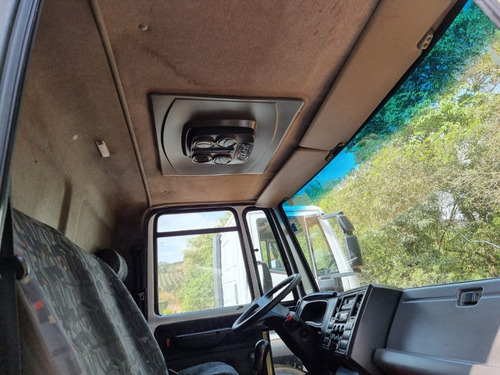 Imagem 12 de 15 de Ford Cargo 816 Ano 2013 Cabine Suplementar