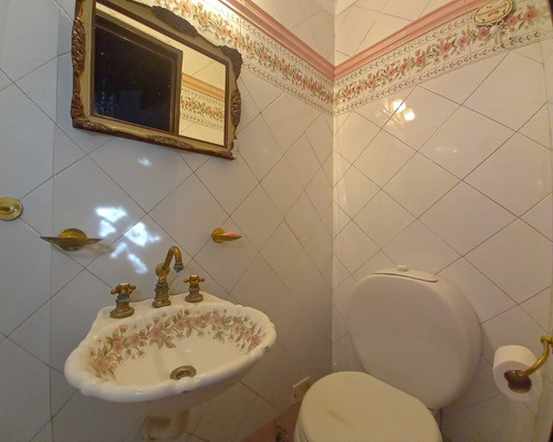 Venta Casa 5 Ambientes Con Jardin Y Pileta En Castelar Cod5970
