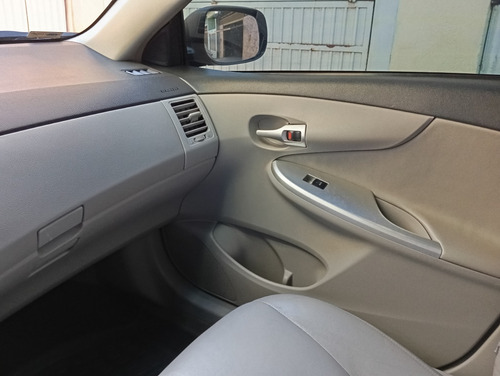 Toyota Corolla 2.0 16v Xei Flex Aut. 4p