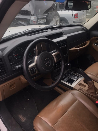 Imagem 6 de 8 de Jeep Cherokee 2012 3.7 Limited Aut. 5p