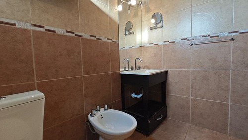 Ph Triplex 4 Ambientes Con Patio Caseros