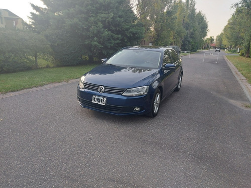 Volkswagen Vento 2.5 Luxury 170cv 2012