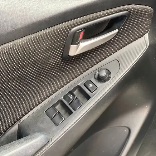 Mazda 2 Touring Carbon Edition 2024