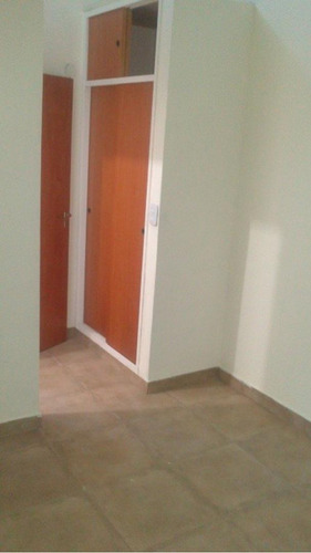 Imagen 14 de 14 de Casa Independiente En P.h. Al Frente.