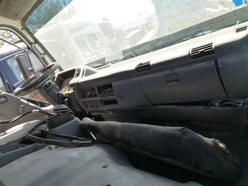 Imagen 6 de 8 de Desarmo Isuzu 450 Año 2012 Solo Por Partes
