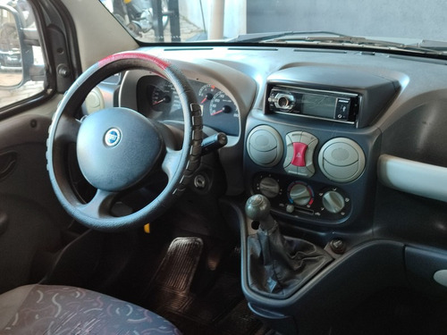 Fiat Doblo 1.8 MPI ELX 8V FLEX 4P MANUAL