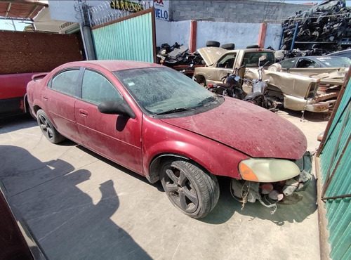 Tolva Salpicadera Del Der Dodge Stratus 2.4 Mod 01-06 Origin (Usado)