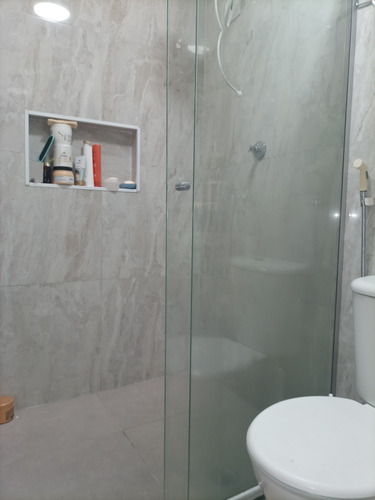 Casa Com 2 Sala 4 Quarto 1 Cozinha 4 Banheiro,1 Quintal.