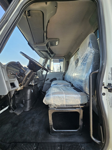 International 4300 Modelo 2013 Chasis Cabina Rabón 4x2