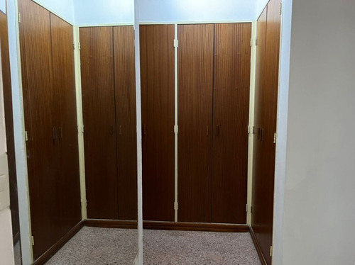 Imagen 7 de 11 de Leal Perez Vende Apartamento Res. Luna Style Los Mangos - Valencia