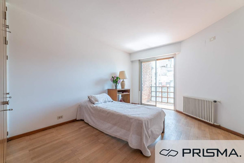 Exclusivo Departamento - 340 M2 - 6 Terrazas - Av. Hipólito Yrigoyen -