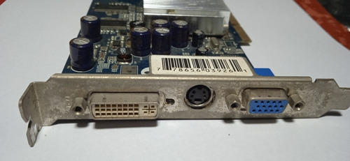 Imagen 3 de 4 de Tarjeta De Vídeo Xfx Nvidia Gerfoce Fx5200 256mb Ddr Tv Agp