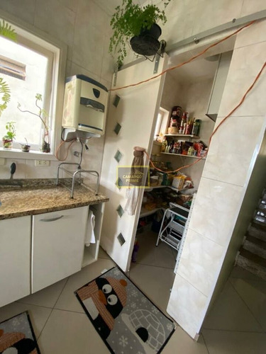 Imagem 3 de 15 de Casa Assobradada 3 Dormitórios E Piscina Em Jaguaré. - Eb86988